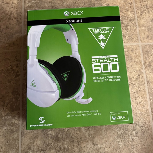 Turtle Beach Black Stealth 600 Wireless Surround Sound Gaming Headset for Xbox1